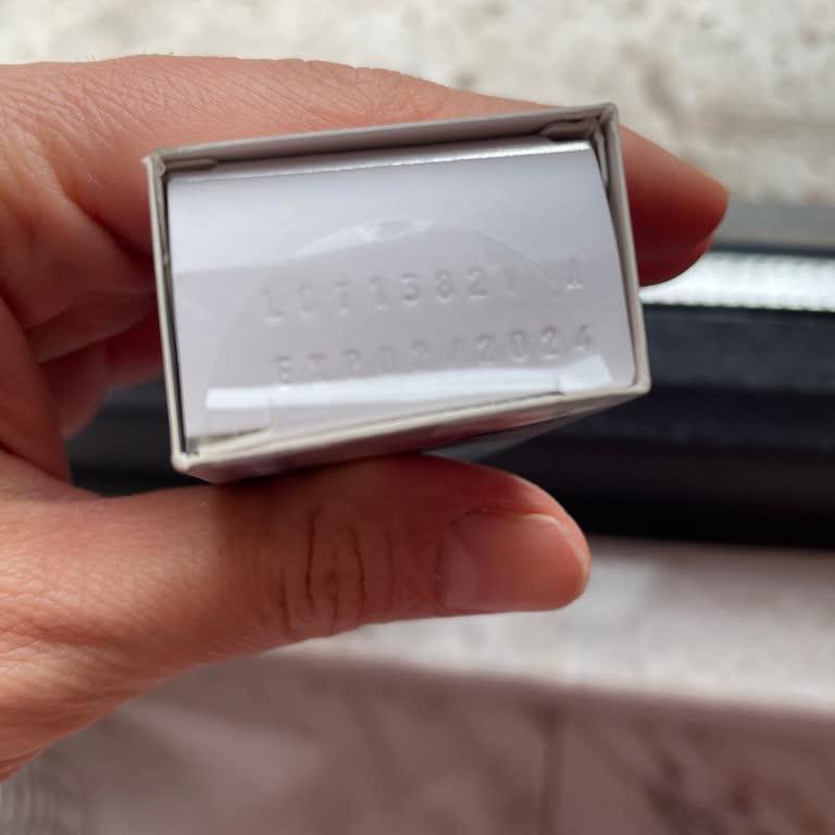 Geçmiş Son Kullanma Tarihli Göz Kremi Teslimatı Ve Müşteri Desteği Erişilemezliği