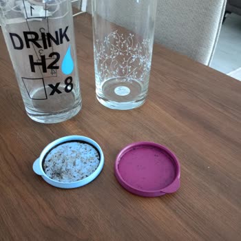 Silikon Kapaklardaki Küflenme Sağlık Riskine Dönüştü