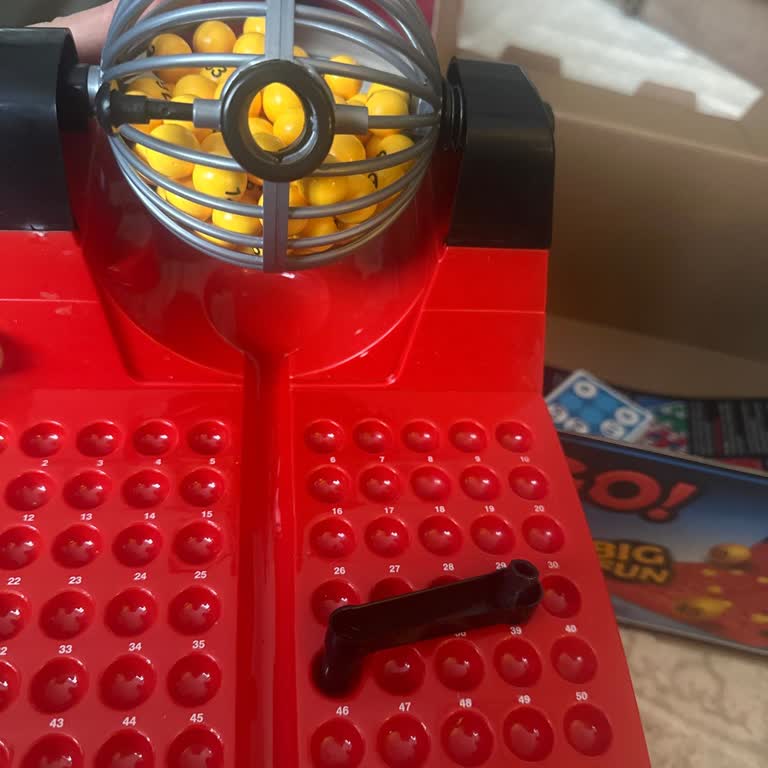 Ks Games Kutu Oyunu Çekilmeyen Siyah Parça Ve Çökmüş Döndürme Mekanizması