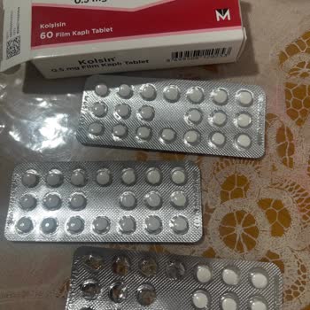 Yeni Kolşisin Formülasyonu Annemde Atakları Ve Bez Oluşumunu Artırdı