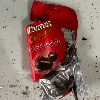 Ülker Sütlü Pul Çikolata Tek Kütle Şeklinde Çıktı, İade İmkânı Yok