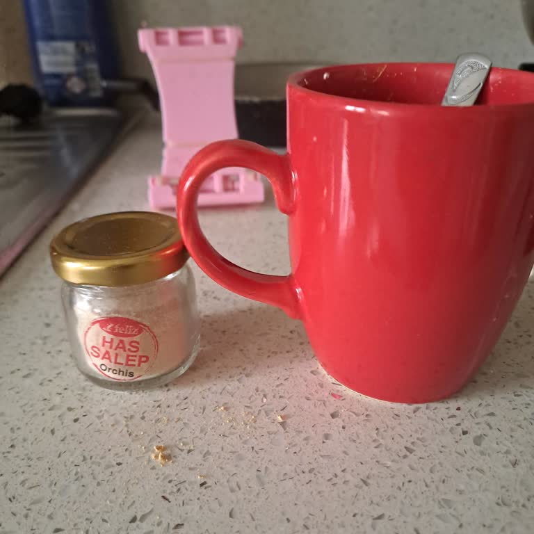 Migros Tuğba Kuruyemiş Şubesinden Satın Alınan Saf Toz Salepte Kötü Koku Ve Eksik Tat