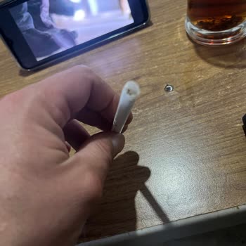 Parliament Midnight Blue Sigara Paketlerinde Tütün Dökülmesi Ve Boşluk Şikayeti