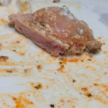 Tavuk Dünyası’nda Çiğ Ve Soğuk Tavuk, Eksik Servis Ve Yetersiz Porsiyon