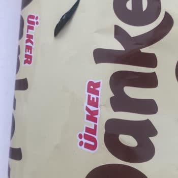 Ülker Muzlu Rulo Pastada Keskin Siyah Yabancı Madde Bulundu