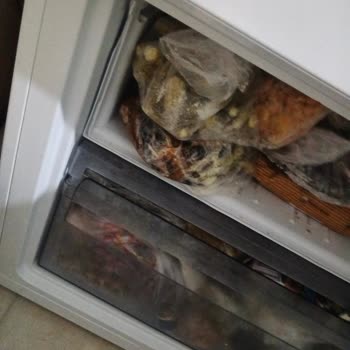 Arçelik Buzluk Çekmecesi Kırık Ve Parça Temini Yok, Kullanıcı Hatası İddiası