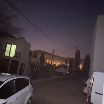 Sokak Lambası Yanmıyor, Aydem Müdahale Etmiyor