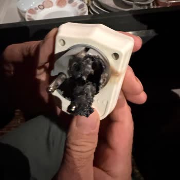 Arçelik Yetkili Servis Tarafından Satılan Akım Koruma Prizi Evimizde Yangın Tehlikesi Yarattı