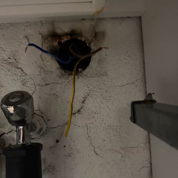 Arçelik Yetkili Servis Tarafından Satılan Akım Koruma Prizi Evimizde Yangın Tehlikesi Yarattı