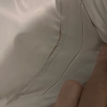 Kabanım Çamaşır Makinesinde Yıkanıp Parçalandı, Firma Sorumluluk Reddi