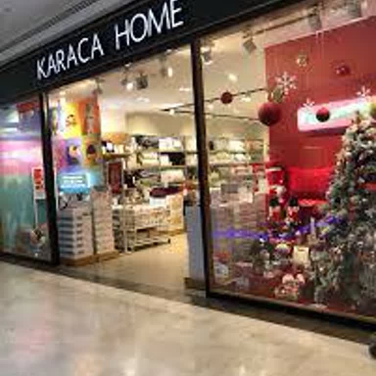 Mağaza Kasiyerinin Saygısız Davranışı