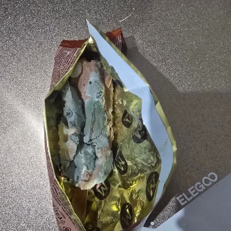 Bozulmuş Magnum Dondurma Ve Sağlık Riski İhmal Edildi