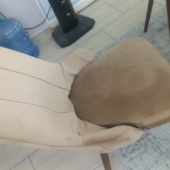 Garanti Kapsamındaki Kırık Sandalyeler İçin Trendyol Ve Canisa'dan Çözüm Beklentisi