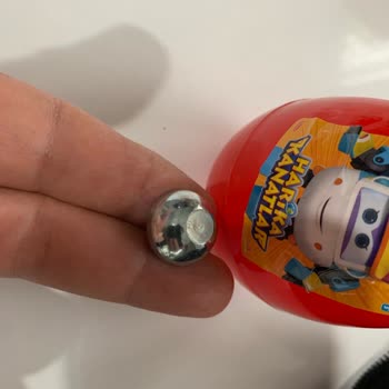 A101 Sürpriz Yumurtasında Metal Parça Çocuk Sağlığına Tehlike