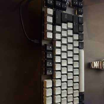 Gamepower Eva 3 Klavye Işıkları Çöktü, Garanti Kapsamında Hızlı Değişim İstiyorum