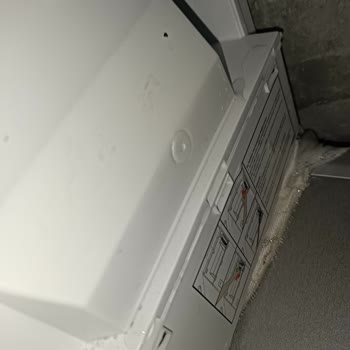 Yeni Kurutma Makinesinin Su Sızdırması Ve Servis Cevapsızlığı Nedeniyle Değişim Talebi