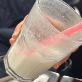 Metet Döner Çiftehavuzlar Şubesinde Soğuk Döner Ve Kalitesiz Ürünler İçin İade Talebi