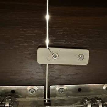 Ayıplı Yemek Masası İçin 1,5 Aylık Cevapsızlık Ve Acil Değişim Talebi