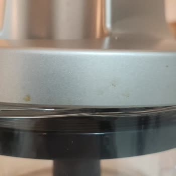 Tefal Mağazasında Kutu Açılmaması Ve İade Olarak Gelen Lekeli Kırık Blender