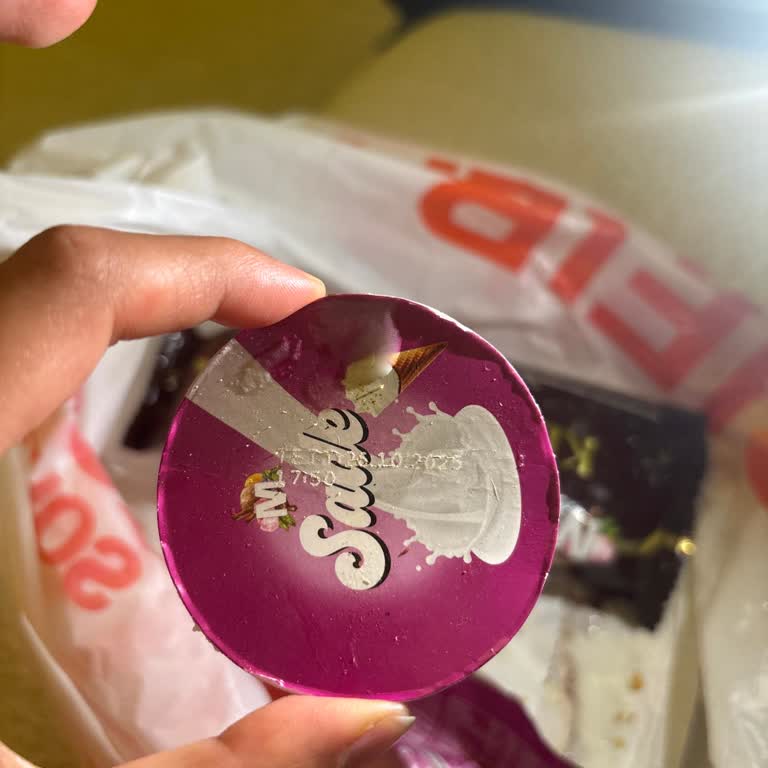 Gelecek Tüketim Tarihine Sahip Dondurmada Bozulma Ve Sağlık Endişesi