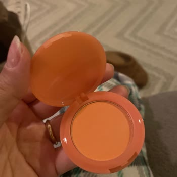 İstinyePark Mağazasında Açılmış Allık Ürünü Satışı Ve Hijyen İhlali