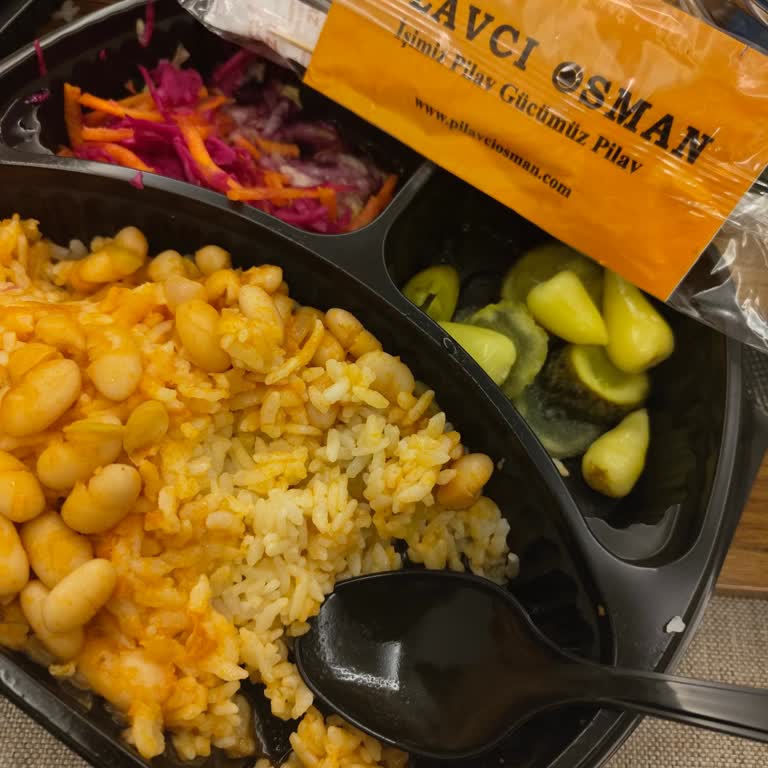 Pilavcı Osman Usta Ürünlerin Tazeliği ve Kalitesiyle İlgili Kontrollerin Yapılmasını Talep Ediyorum