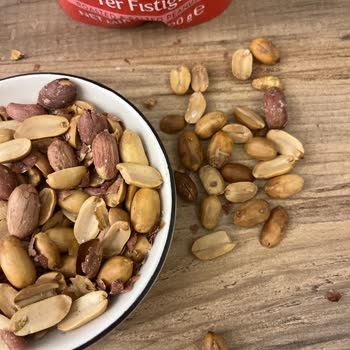 BİM Çırpan Mahallesi Şubesinde Bozulmuş Tuzlu Fıstık