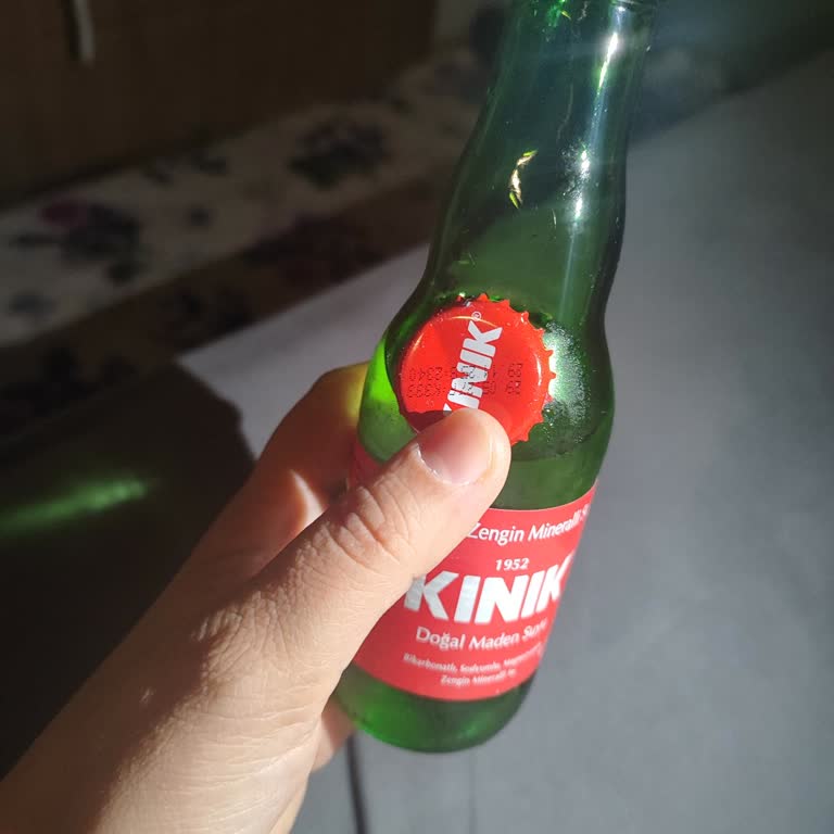 Kınık Doğal Maden Suyunda Çamaşır Suyu Tadına Benzeyen Koku Ve Sağlık Endişesi