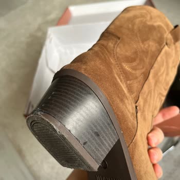 Marjin Ayakkabı İlk Kullanımda Tabanı Açılan Kovboy Çizmeleri ve Şirketin Özensiz İade Süreci