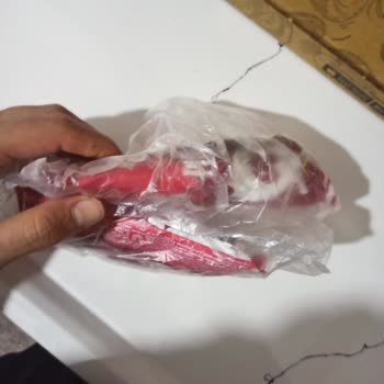 Eriyen Dondurmanın Değişimi İçin Müşteri Hizmetlerinden Cevap Bekliyorum