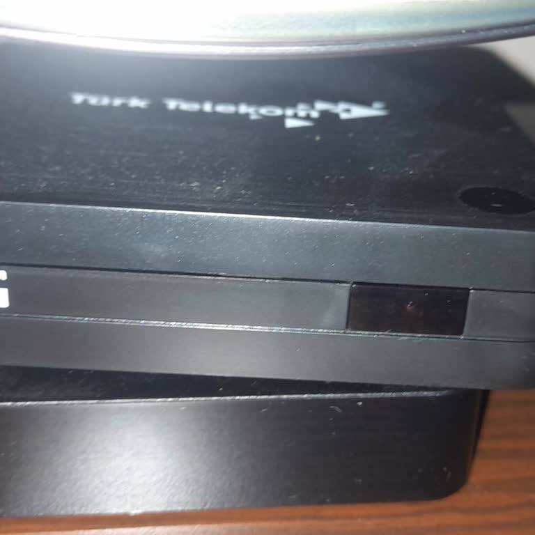 Tivibu Ev Cihaz Donuyor, Çözüm Bekliyor