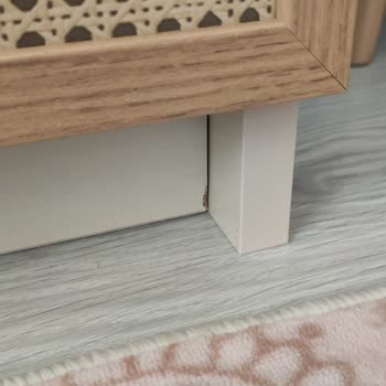 Renk Yanıltması Ve Hasarlı Mobilya Değişim Talebi