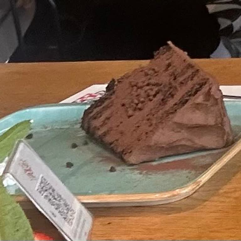 Bayat Kek Ve Sert Krema İçin Hayal Kırıklığı