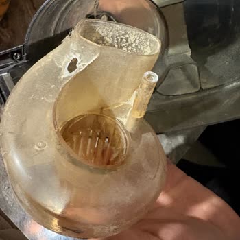 Garanti Kapsamı Dışında Kırılan Plastik Parça Ve Ücretsiz Değişim Talebi