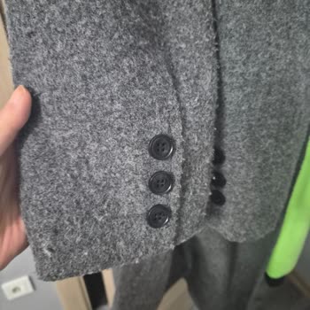 Kısa Sürede Aşırı Tüylenen Bershka Kabanı İçin Değişim İsteği