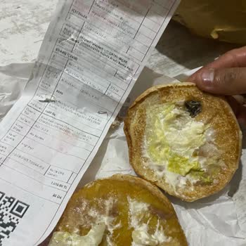 Yanlış Dondurma, Erimiş Ürün Ve Burger İçindeki Yabancı Cisim İçin Şikayet