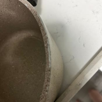 Karaca Züccaciye Tencere Setinde Soyulmalar