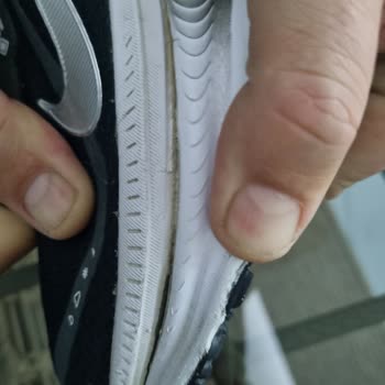 Barçın Spor Nike İstinye Mağazasında Ayakkabı Kalitesizliği Ve Değişim Reddi