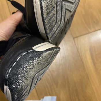 Ayakkabımın Tabanı 5 Günde Beyazlandı Ve Değişim Talebim Reddedildi