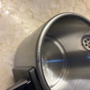 Garanti Kapsamı İçinde Boya Atan Çaycı Ürünün Ücretsiz Onarımı Talep Ediyorum