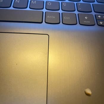 Çağrı Hipermarket Çikolatadan Taş Çıktı