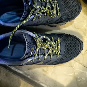 Skechers Kısa Sürede Yırtılan Ayakkabı ve Umursamaz Müşteri Hizmeti