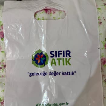 Satışta Plastik Poşet Ücretinin Açıklanmaması Güveni Sarsıyor