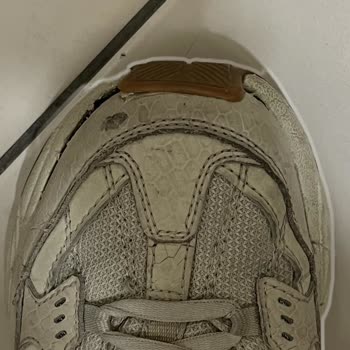 Kısa Sürede Açılmaya Başlayan Skechers Air Cooled Ayakkabının Garantisi Ve İadesi Talebi