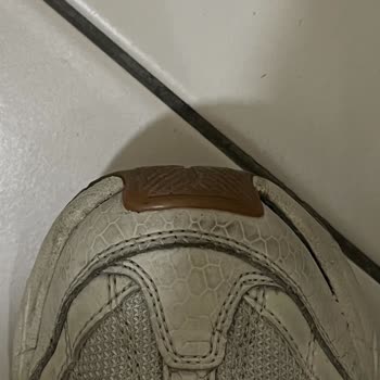 Kısa Sürede Açılmaya Başlayan Skechers Air Cooled Ayakkabının Garantisi Ve İadesi Talebi