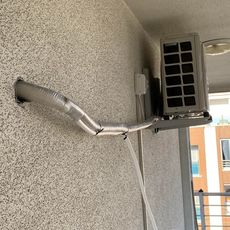 Daikin Montaj Hatası Ve Servis İlgisizliği Nedeniyle Yüksek Ses Ve Titreşim Şikayeti