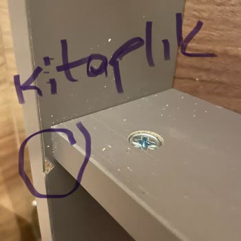 Kırık Parçalar Değiştirilmiyor Ve Şifonyer Teslim Edilmedi