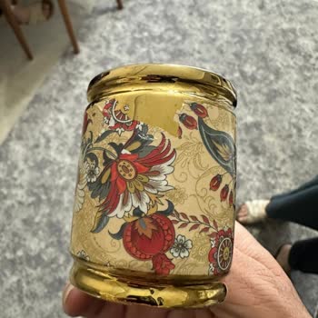 Kaplaması Çabuk Soyulan Kahve Fincan Takımı İçin İade Ve Dayanıklı Alternatif Talebi