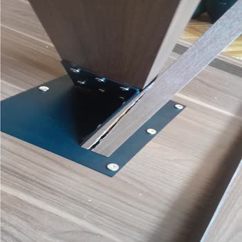 Kırılan Sehpa Ayağı, Cevapsız Servis Ve Ücretsiz İade Talebi