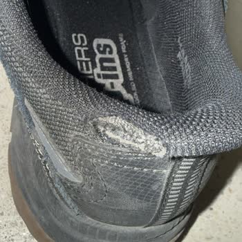 Skechers Ayakkabısında 1 Ayda Yırtılma, Kullanıcı Hatası Reddi